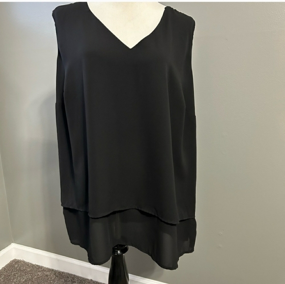 Nwt Michael Kors women’s size 2X & 1x & xl sleeveless layered woven black top - Picture 2 of 7